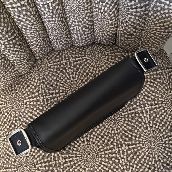 Coach Limited Originals Glovetan Patricia Legacy Re-Issue Bag Black Leather - Picture 3 of 16